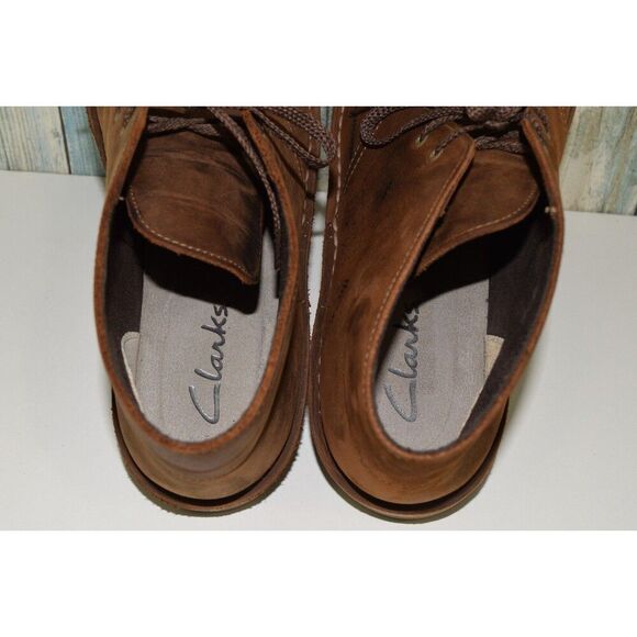 Clarks Men\'s Size 9 Brown Leather Desert Chukka Boots 15522 main image 10